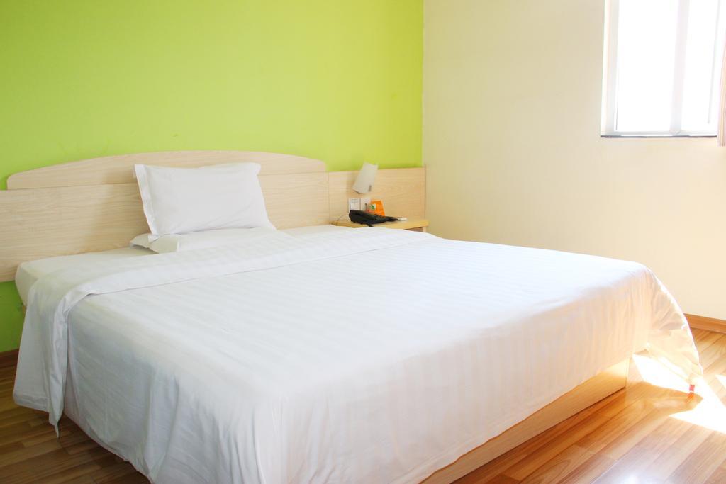 7Days Inn Mei Zhou Bin Fang Avenue Mai Châu Ngoại thất bức ảnh