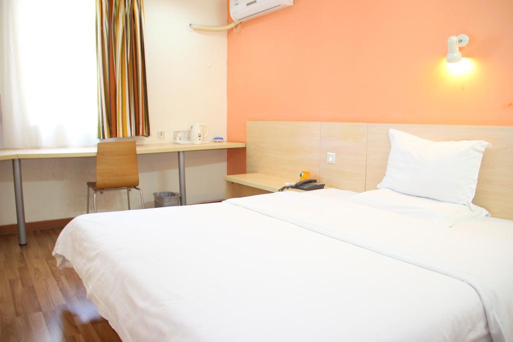 7Days Inn Mei Zhou Bin Fang Avenue Mai Châu Ngoại thất bức ảnh