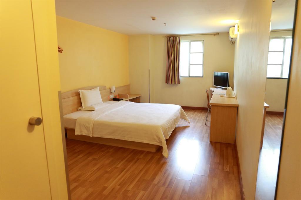 7Days Inn Mei Zhou Bin Fang Avenue Mai Châu Ngoại thất bức ảnh