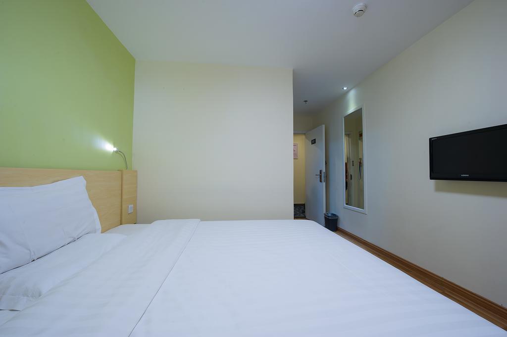 7Days Inn Mei Zhou Bin Fang Avenue Mai Châu Ngoại thất bức ảnh